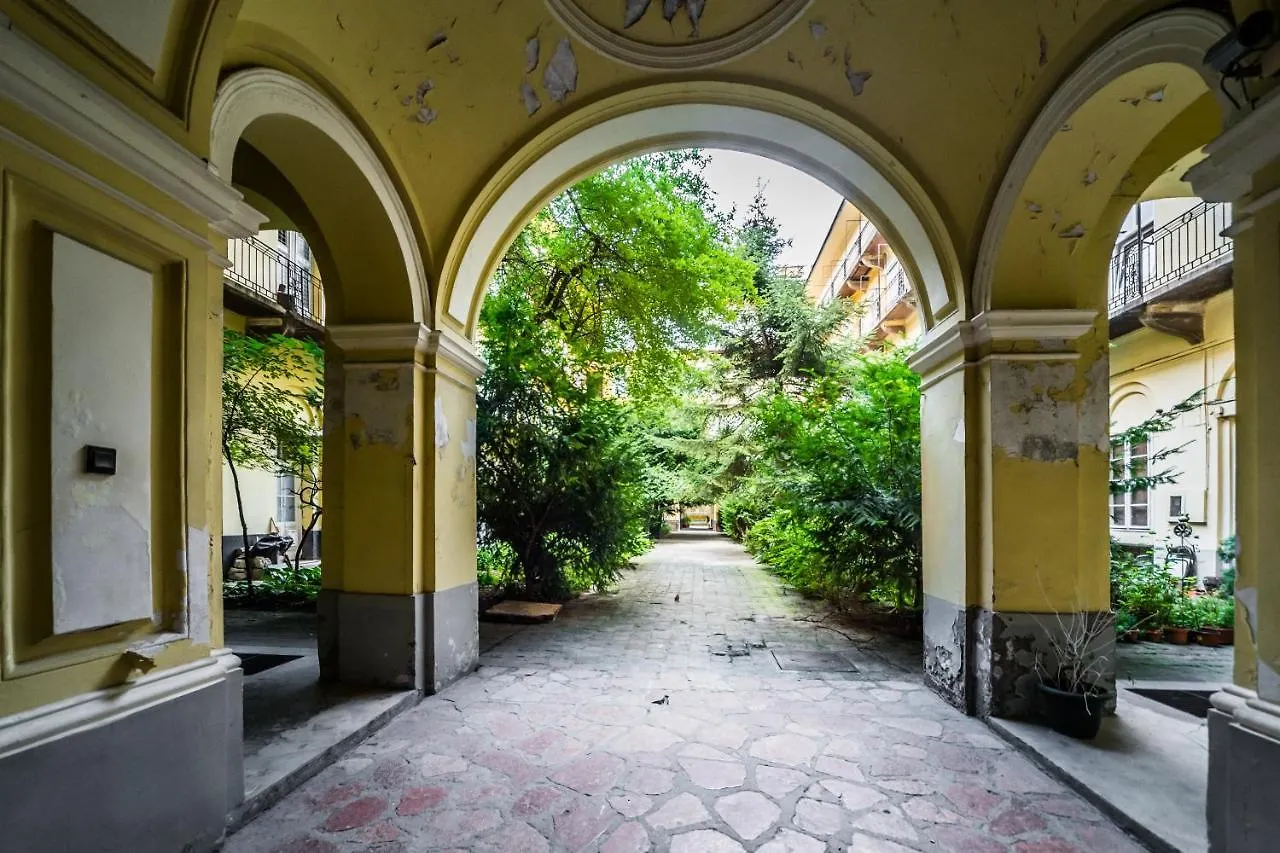 Kiraly 28-1 Entire Aircon Center Apartment Budapest